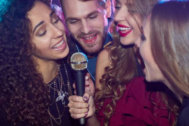 Karaoke Thursdays 